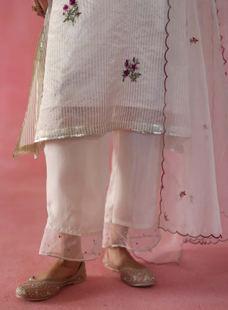 Shakkar Ivory Kurta Set by Begum Pret available on Indiaspopup.com