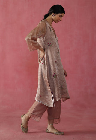 Shakkar Beige Kurta Set by Begum Pret available on Indiaspopup.com