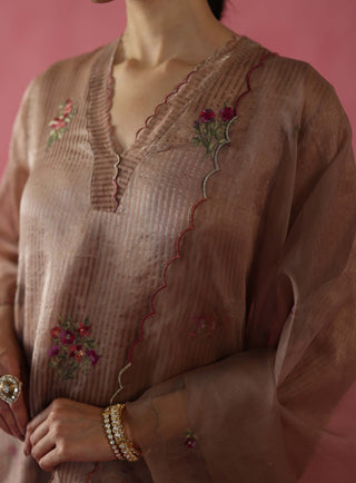 Shakkar Beige Kurta Set by Begum Pret available on Indiaspopup.com