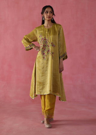Phirni Mustard Kurta Set by Begum Pret available on Indiaspopup.com