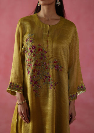 Phirni Mustard Kurta Set by Begum Pret available on Indiaspopup.com