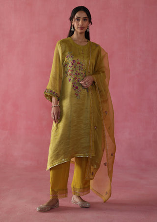 Phirni Mustard Kurta Set by Begum Pret available on Indiaspopup.com