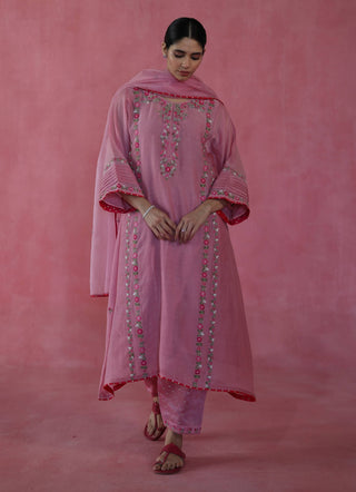 Kulfi Pink Kurta Set by Begum Pret available on Indiaspopup.com