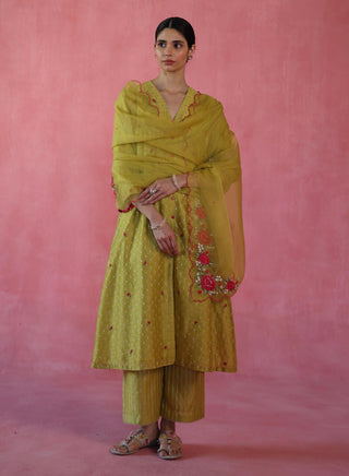 Zaafran Yellow Kurta Set by Begum Pret available on Indiaspopup.com