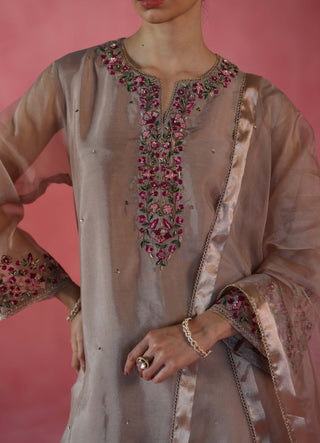 Kewra Beige Kurta Set by Begum Pret available on Indiaspopup.com