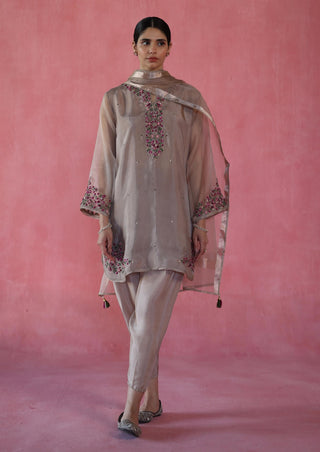 Kewra Beige Kurta Set by Begum Pret available on Indiaspopup.com