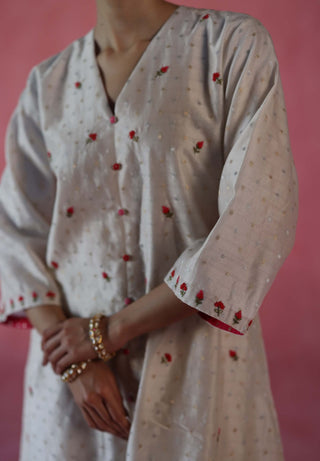 Zaafran Ivory Kurta Set by Begum Pret available on Indiaspopup.com