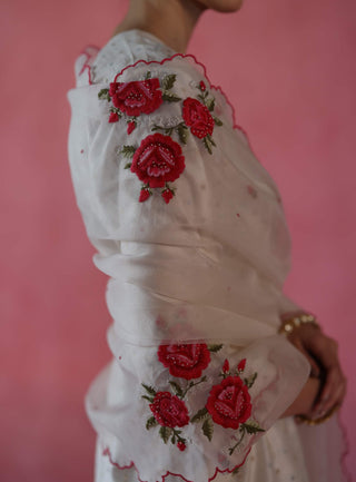 Zaafran Ivory Kurta Set by Begum Pret available on Indiaspopup.com