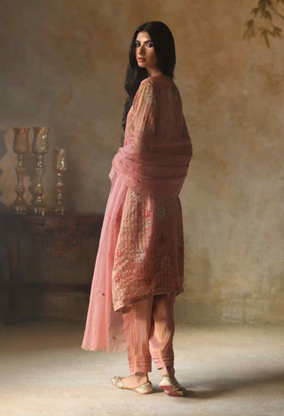 Begum Pret-Ikai Peach Kurta Set-INDIASPOPUP.COM