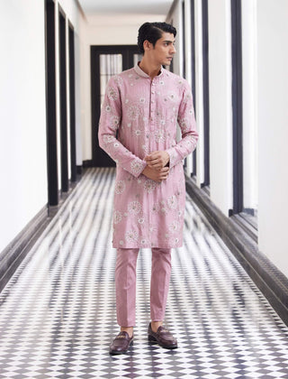 Flavio Daisy Pink Kurta And Pants by Charu & Vasundhara Men available on Indiaspopup