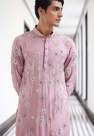 Flavio Daisy Pink Kurta And Pants by Charu & Vasundhara Men available on Indiaspopup