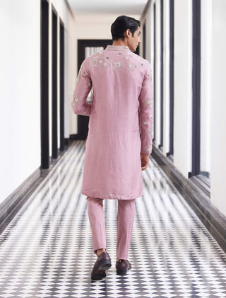Flavio Daisy Pink Kurta And Pants by Charu & Vasundhara Men available on Indiaspopup