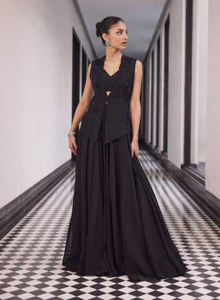 Frankie Black Organza Lehenga And Bustier Set by Charu & Vasundhara available on Indiaspopup