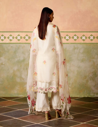 Ivory floral threadwork and cutwork kurta set
