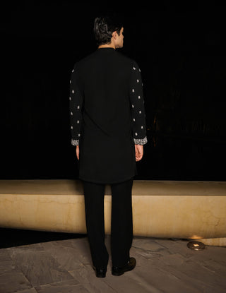 Stark black kurta and pants