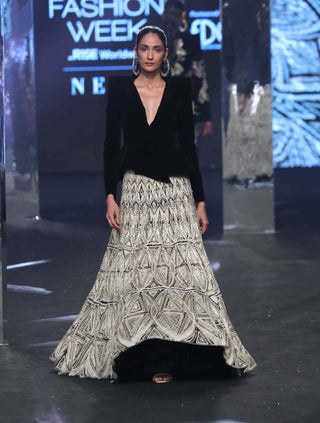 Ritika Mirchandani-Elif Black Blazer And Lehenga-INDIASPOPUP.COM