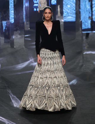 Ritika Mirchandani-Elif Black Blazer And Lehenga-INDIASPOPUP.COM