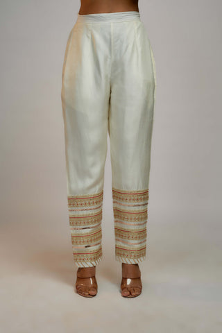 Gopi Vaid-White Tahira Kurta Set-INDIASPOPUP.COM