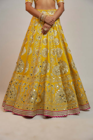 Gopi Vaid-Yellow Anha Lehenga Set-INDIASPOPUP.COM