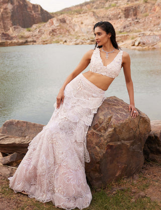 Gayle Husna Pink Lehenga Set by Mishru, available on Indiaspopup.com