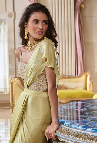 Pista corset-style blouse and sari