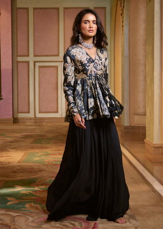 Navy blue floral-printed peplum and palazzo