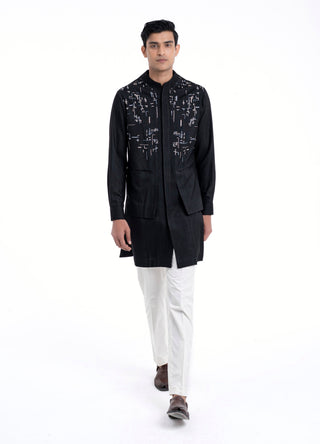 Black hybrid embroidered kurta set