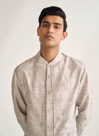 London fog embroidered contemporary kurta set