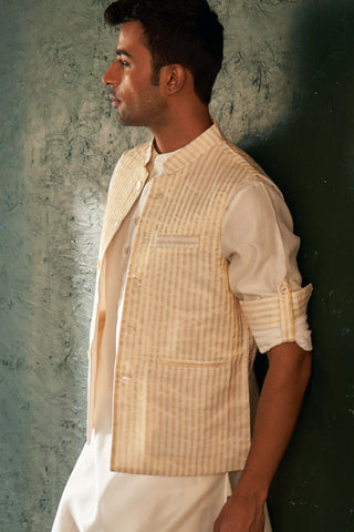 Charkhee Men-White Straight Kurta And Nehru Jacket Set-INDIASPOPUP.COM
