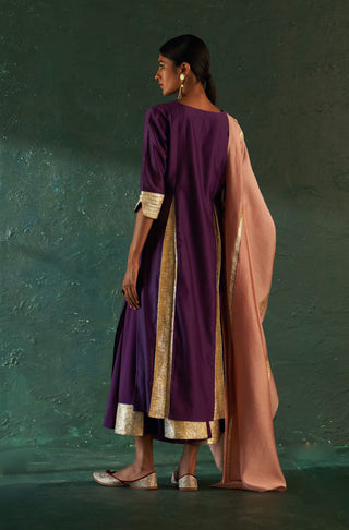 Charkhee-Plush Purple Embellished Kurta Set-INDIASPOPUP.COM