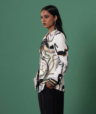 Beru Embroidered Blazer by Advait available on Indiaspopup