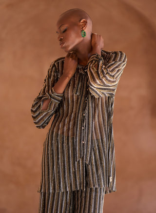 Hanan black shirt and pants