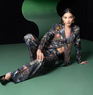Kagé Embroidered Blazer And Trousers by Advait available on Indiaspopup