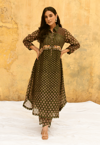 Niti Bothra-Green Dotted Cascade Kurta And Pants-INDIASPOPUP.COM