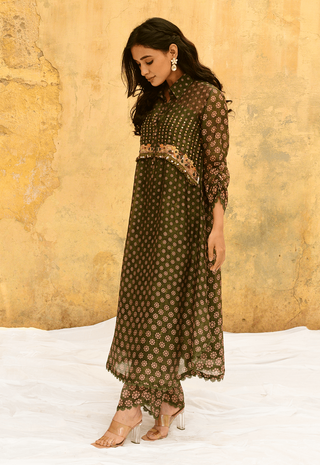 Niti Bothra-Green Dotted Cascade Kurta And Pants-INDIASPOPUP.COM