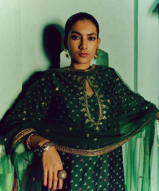 Emerald Green Printed Kurta Set by Drishti & Zahabia available on Indiaspopup.com
