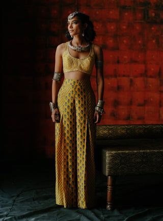 Amber Crop Top And Pants by Drishti & Zahabia available on Indiaspopup.com