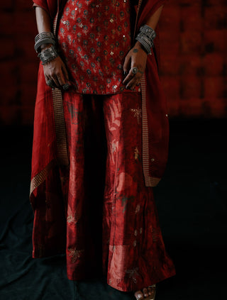 Brick Red Tunic And Sharara Set by Drishti & Zahabia available on Indiaspopup.com