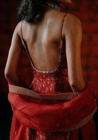 Brick Red Tunic And Sharara Set by Drishti & Zahabia available on Indiaspopup.com