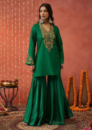 Emerald Green Silk Embroidered Short Kurta And Sharara Set by Shivani Bhargava available on Indiaspopup.com