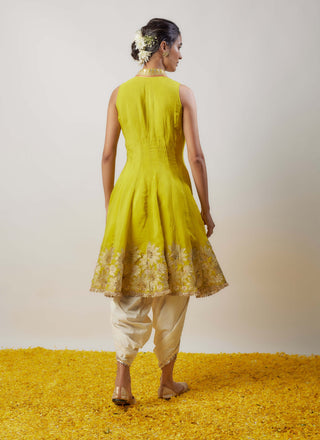 Neeti Yellow Kurta And Dhoti by Gopi Vaid available on Indiaspopup