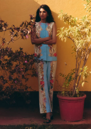 Mapusa Blazer And Pants by Studio Rigu available on Indiaspopup.com