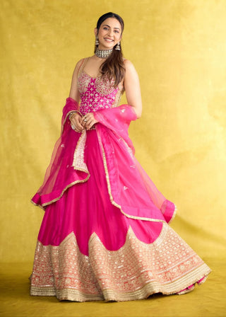 Mariyam rani pink lehenga set