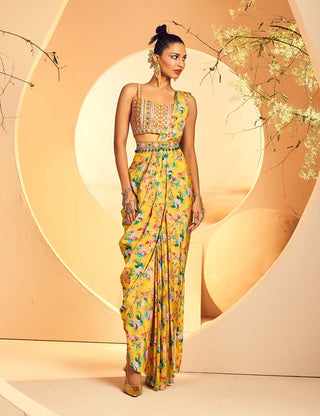 Aneesh Agarwaal-Yellow Pre-Draped Dhoti Sari Set-INDIASPOPUP.COM