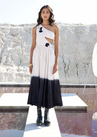 The Loom Art-White Raven Ombre Dress-INDIASPOPUP.COM