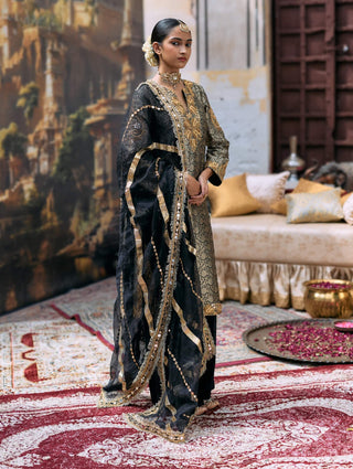 Black mrinmayi kurta set