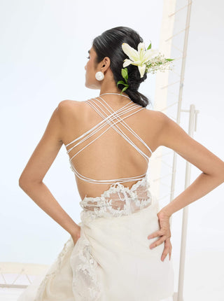 Off-white luna sari and unstitched blouse