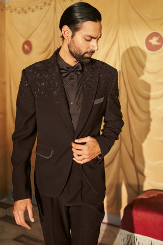 Ravén black tuxedo set