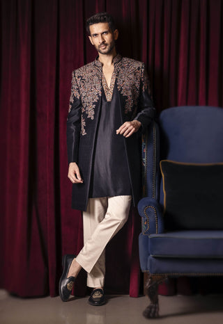 Nightroot long open jacket, kurta and pant set