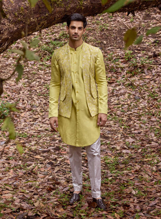 Mellow open vest and kurta set